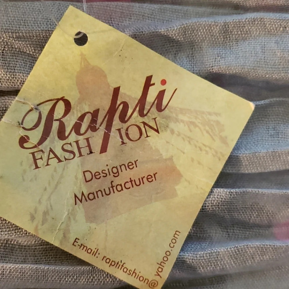 Rapti Fashion Grey/Pink Floral Infinity Scarf - Picture 8 of 9